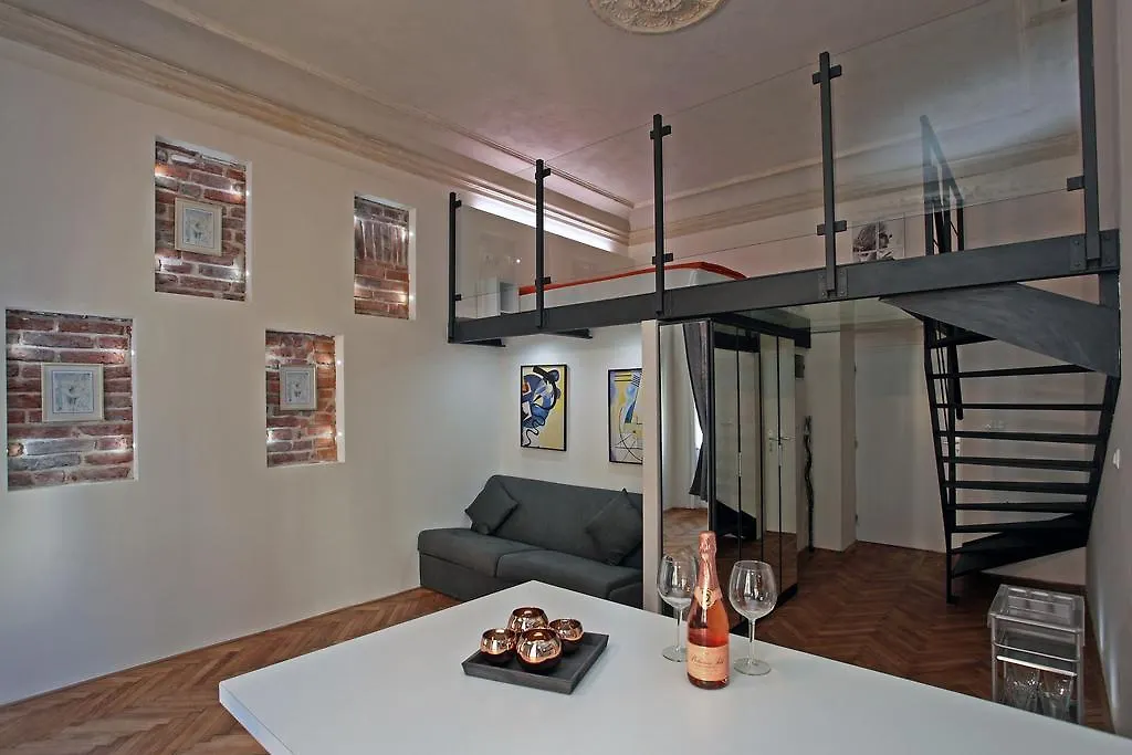 Apartment House - The Modern Flat Prague