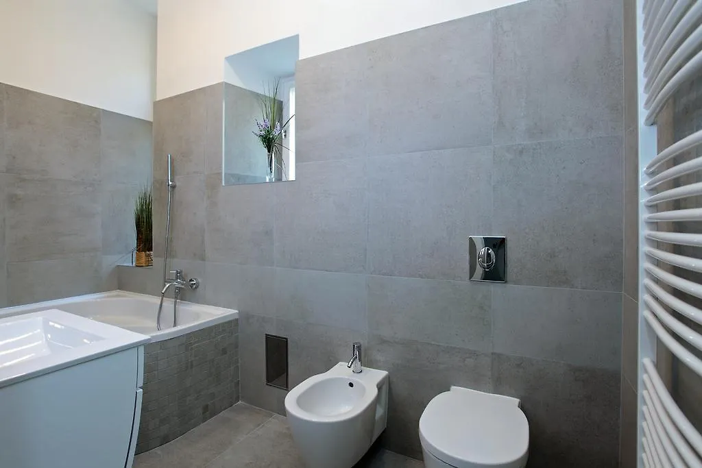 Apartment House - The Modern Flat Praga