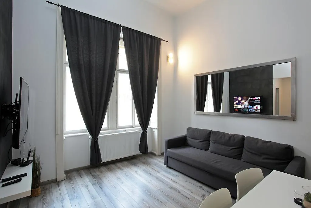 Apartment House - The Modern Flat Praga