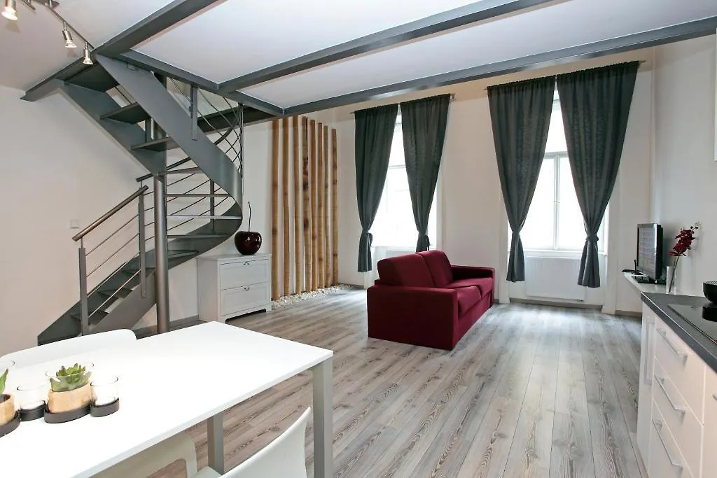 Apartment House - The Modern Flat Praga